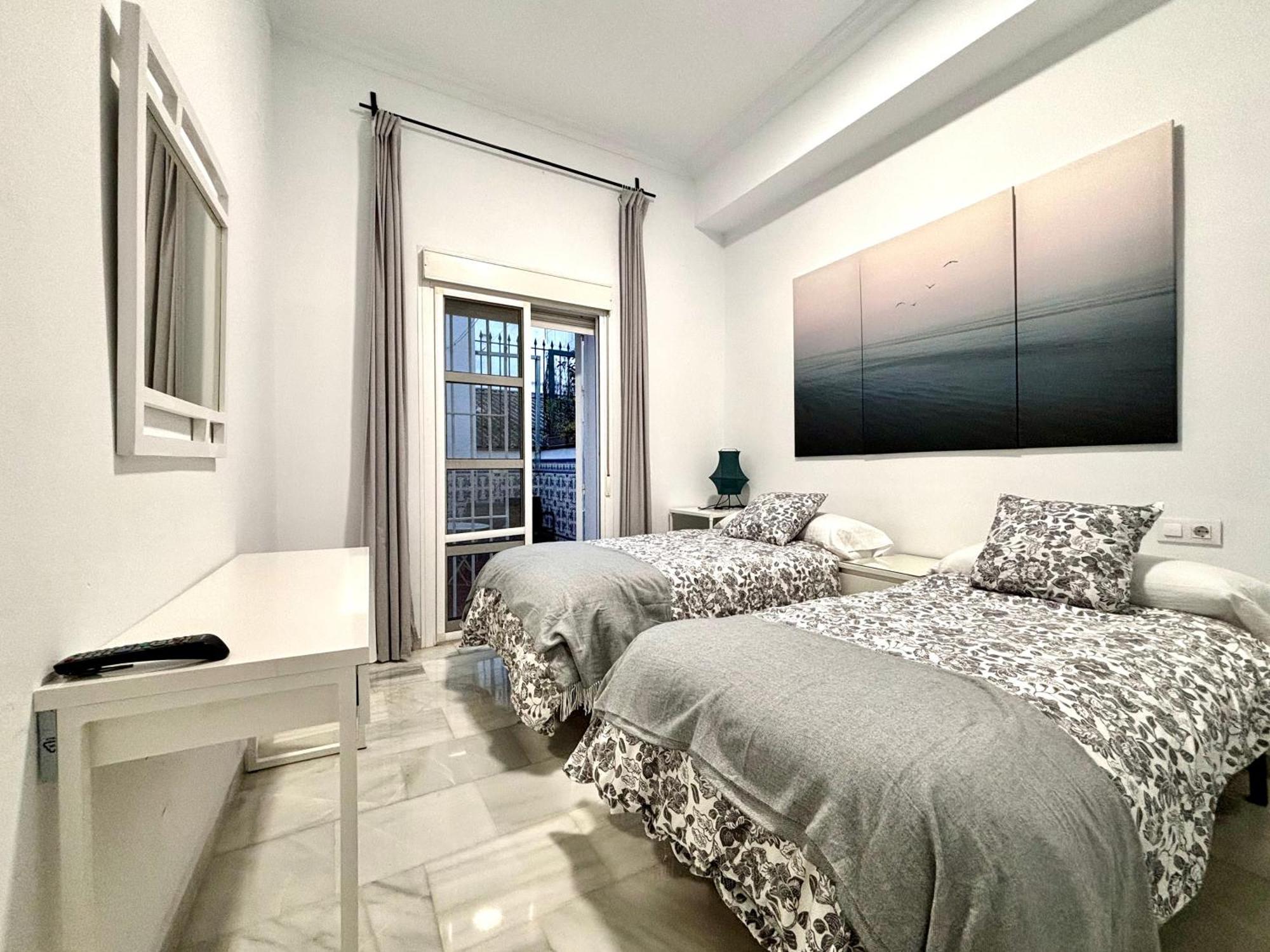 El Reloj Del Viajero 2 Apartment Sevilla Bagian luar foto